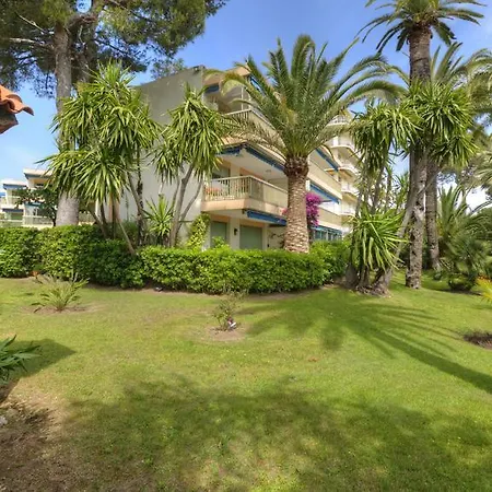 Eden Park 3 Pieces 4 Etoiles 100m Des Plages Piscines Parking Lägenhet Cannes