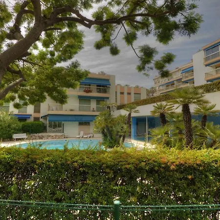 Eden Park 3 Pieces 4 Etoiles 100m Des Plages Piscines Parking Lägenhet *